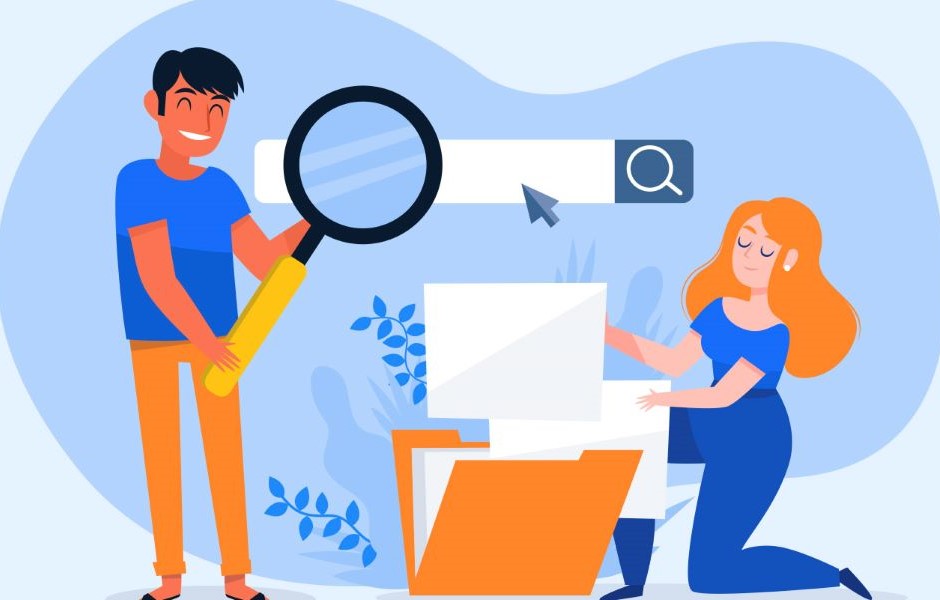 Ilustração de duas pessoas realizando buscas na internet, uma com uma lupa e outra usando um computador, representando estratégias de SEO.